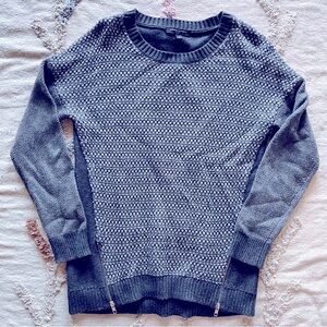 Banana Republic Gray Cozy Knit Sweater zip detail women’s size small S